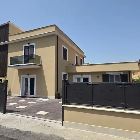 Dimora Clorinda شقة فندقية *